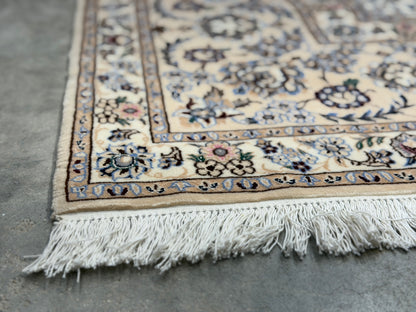 Hand-Knotted 6 La Persian Nain Rug - 6'7"x9'6"