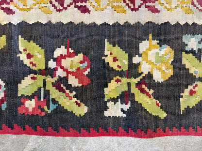 Antique Flatweave Aubusson Rug - 8’x10’
