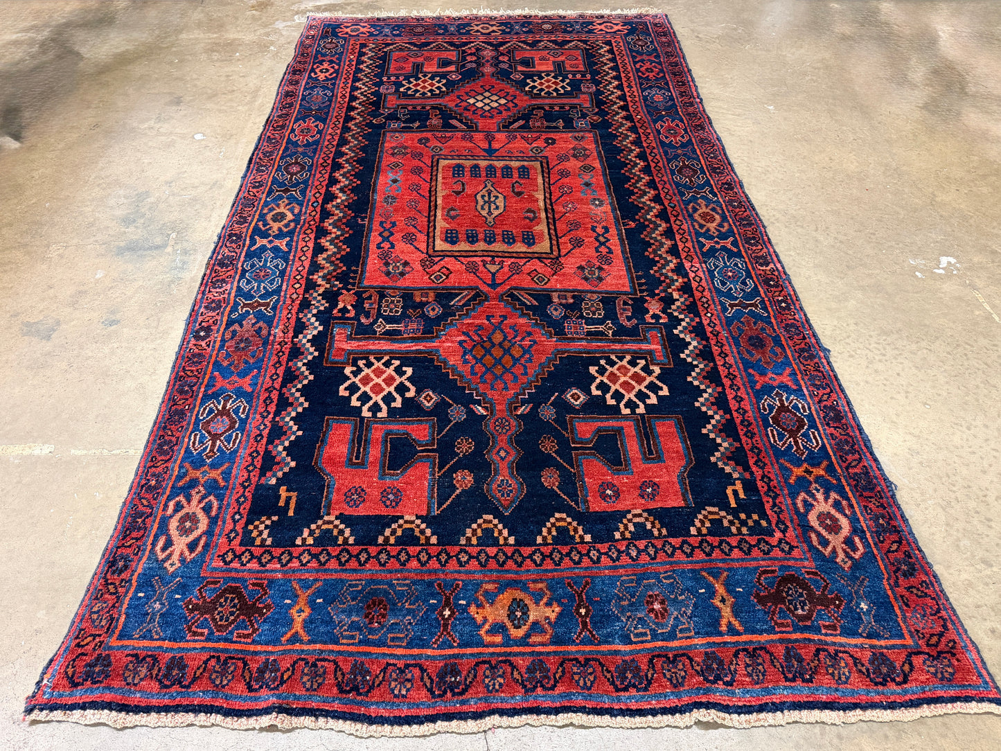 Hand-Knotted Persian Bidjar Rug - 5’10”x9’10”