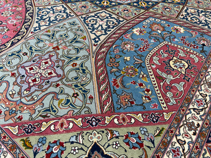 Hand-Knotted 60 Raj Persian Tabriz Rug - Dome Design - 10’x13’4”