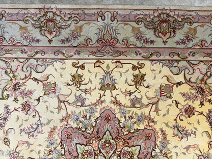 Hand-Knotted 60 Raj Persian Tabriz Rug - 5’1”x6’5”
