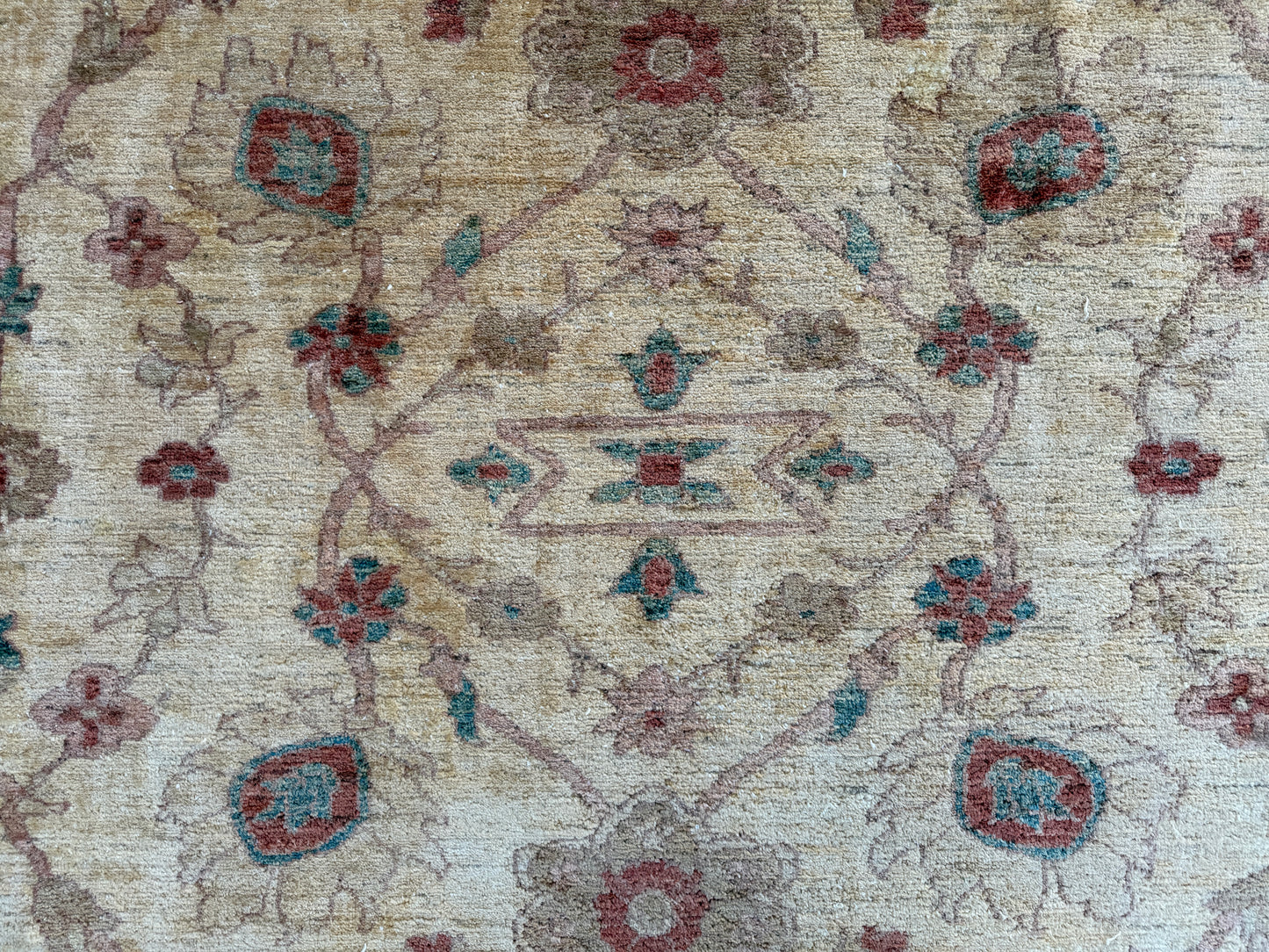 Hand-knotted Oushak Rug - 12’x15’