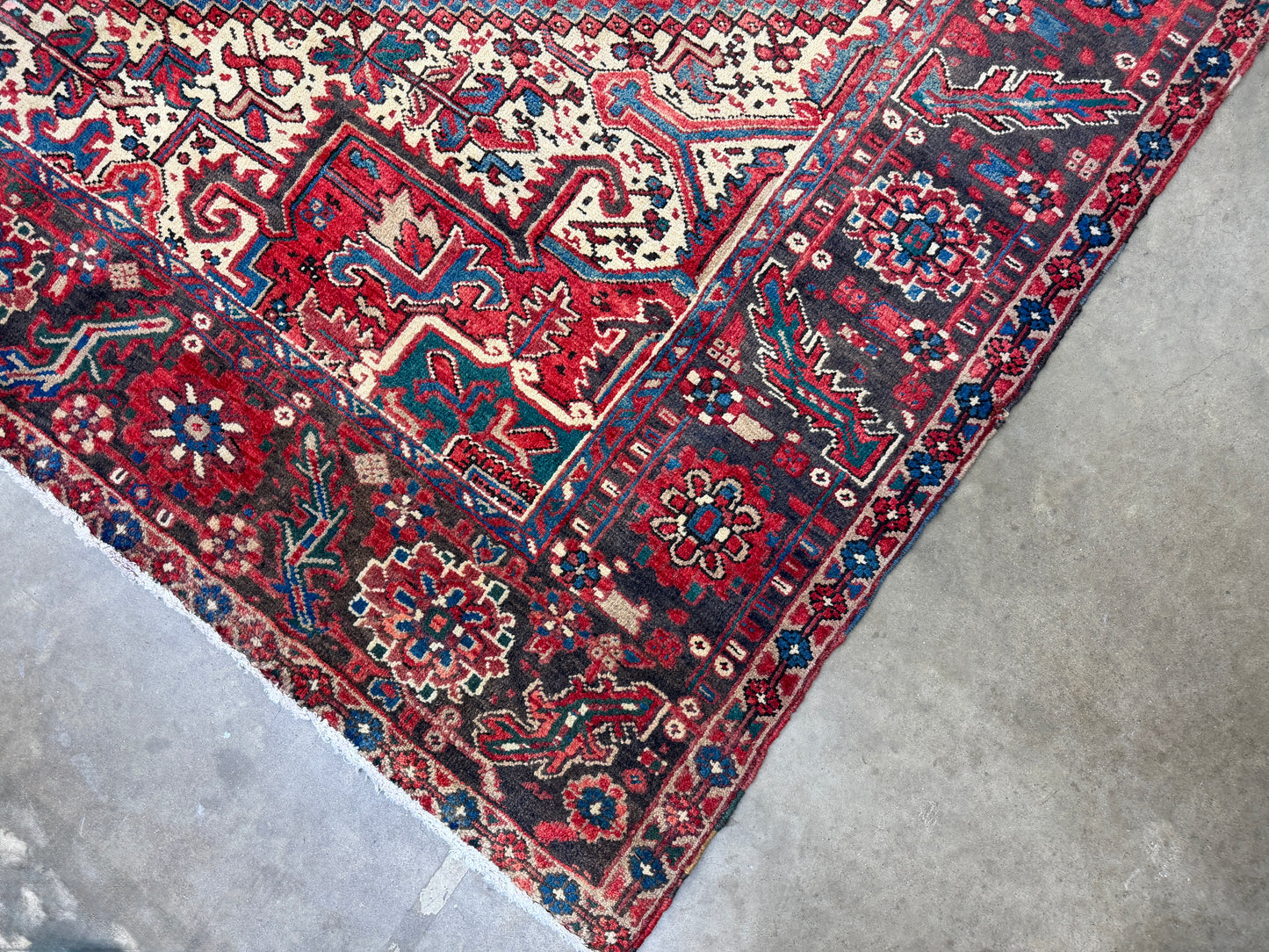 Hand-Knotted Persian Heriz Rug - 9’8”x13’1”
