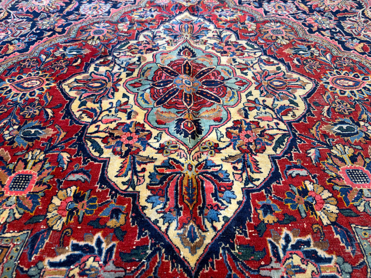 10’x13’7” Very Fine Antique Hand-Knotted Persian Kashan Area Rug