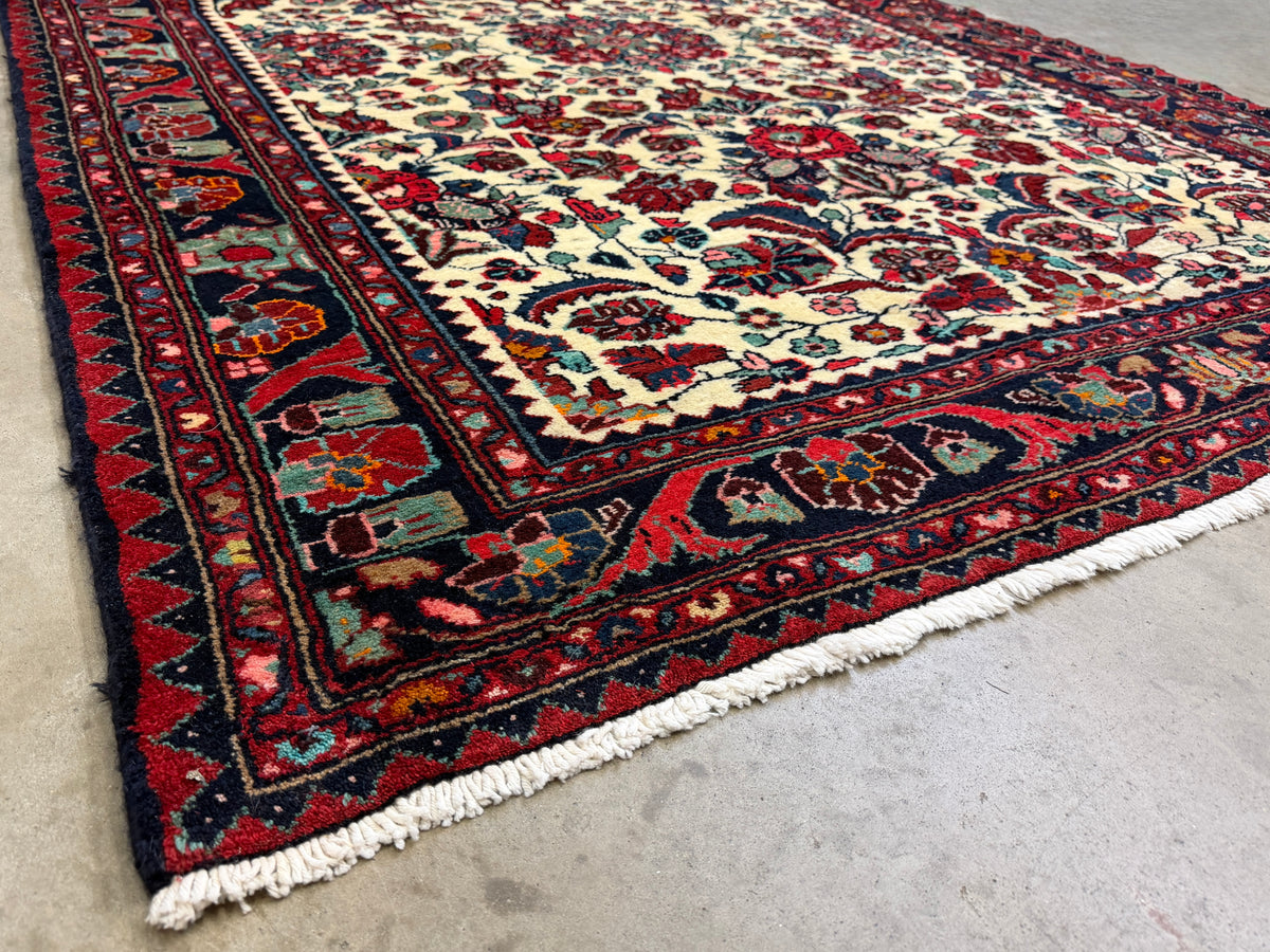 Hand-Knotted Persian Hamadan Rug - 5'2"x10'11"