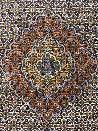 Hand-Knotted Persian Tabriz Mahi Rug - 4'9"x6'7"