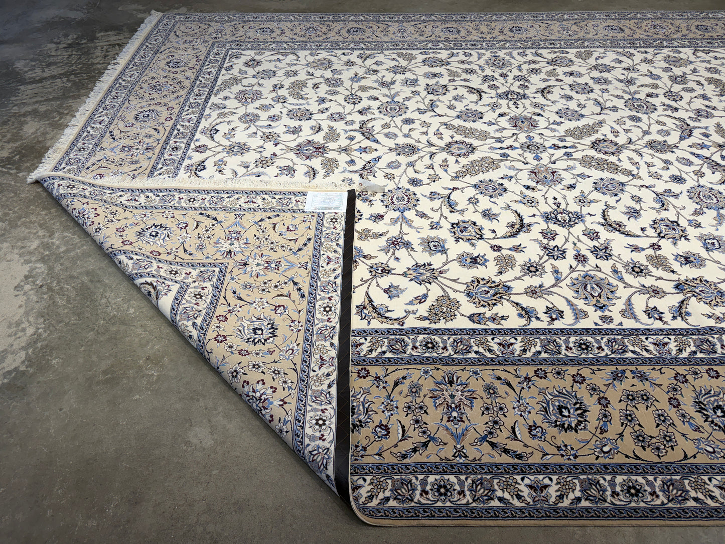 9’10”x12’11” Very Fine Hand-Knotted Persian Nain Signed Area Rug