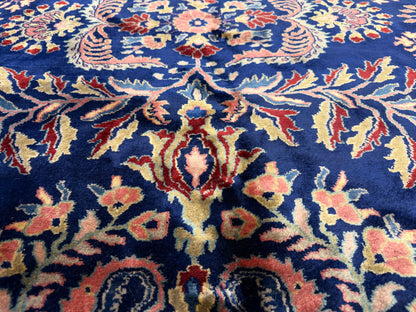10’4”x13’8” Fine Hand-Knotted IndoSarouk Area rug