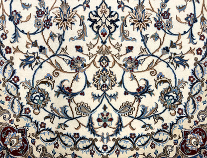 Hand-Knotted 6 La Persian Nain Rug - 5’5”x9’1”