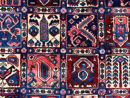 Hand-Knotted Persian Bakhtiari Rug - 9’11”x12’1”
