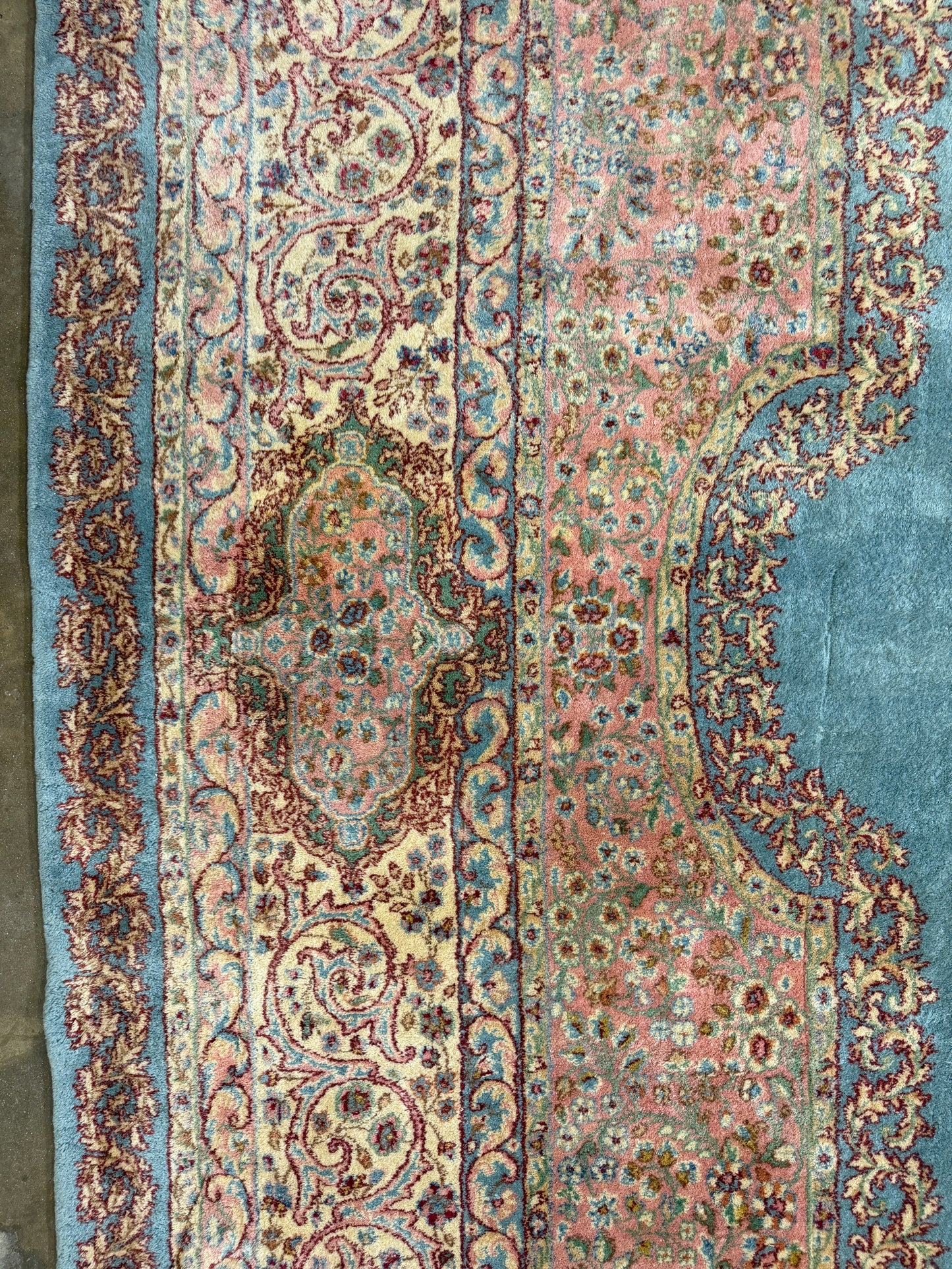 9’10”x14’5” Hand-Knotted Persian Kerman Rug