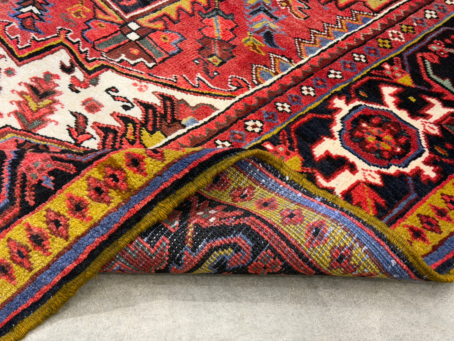 Hand-Knotted Persian Heriz Rug - 10’x13’