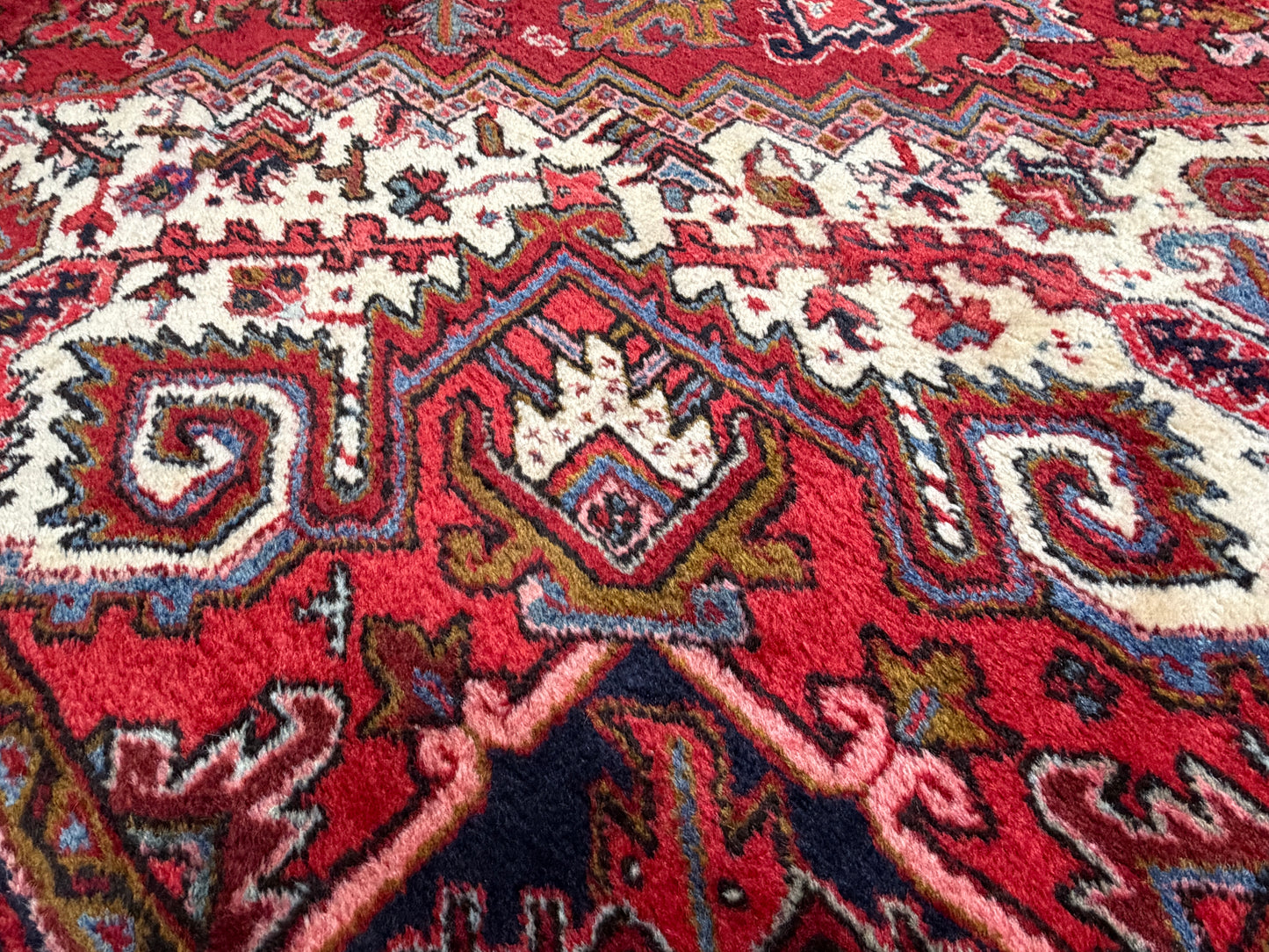 9’4”x11’8” Vintage Hand-Knotted Wool Heriz Persian Rug 9x11 Red Handmade Carpet