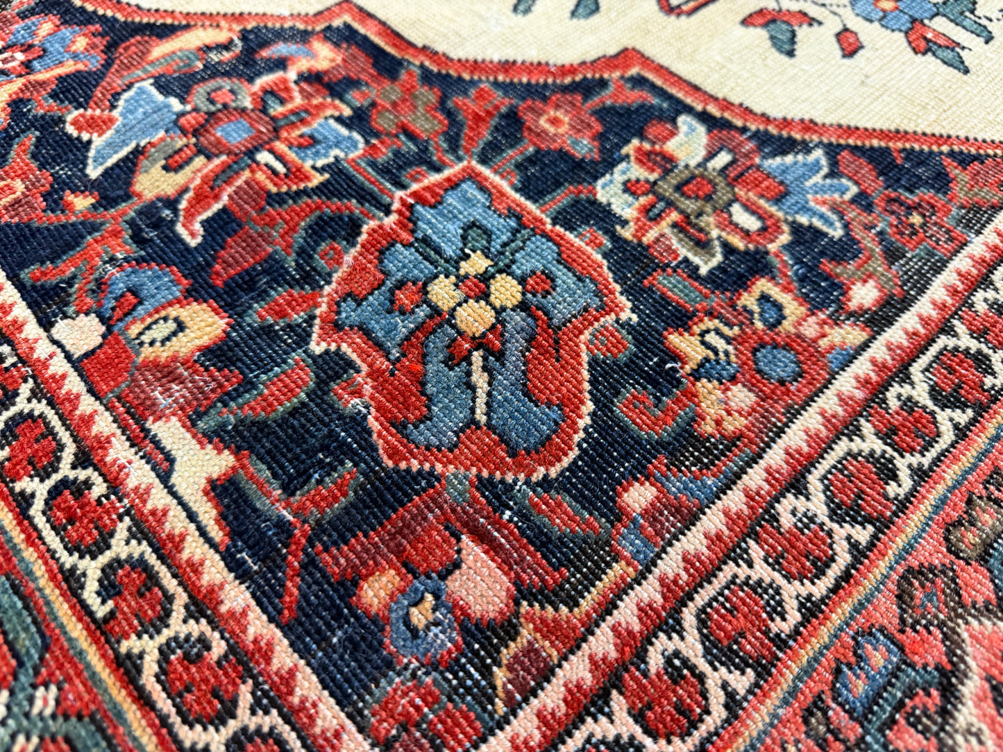 4’3”x6’5” Antique Hand-knotted Wool Kashan Persian Rug 4x6 Animal Handmade Carpet