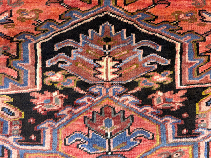 9’10”x12’5” Hand-Knotted Persian Heriz Area Rug