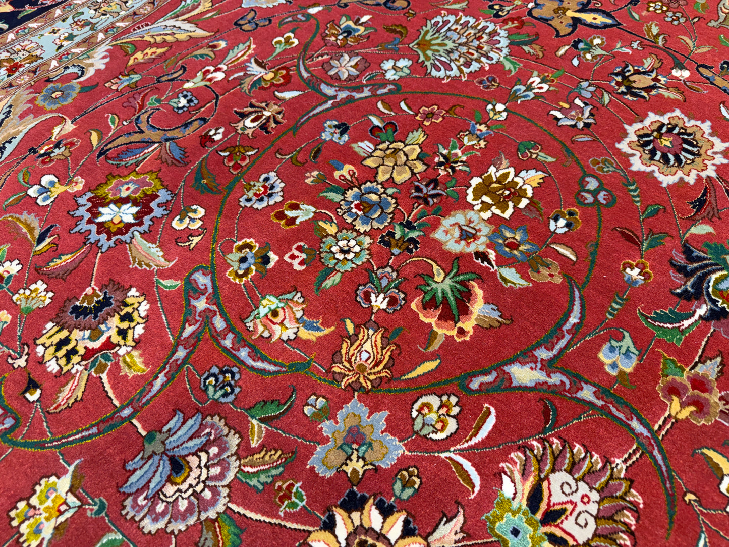 9’8”x13’4” Very Fine Hand-Knotted Persian Tabriz 80 Raj Signed Gharabaghi Area Rug