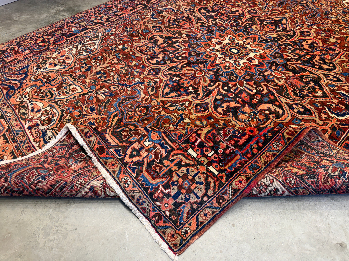9’1”x11’9” Hand-Knotted Persian Heriz Area Rug
