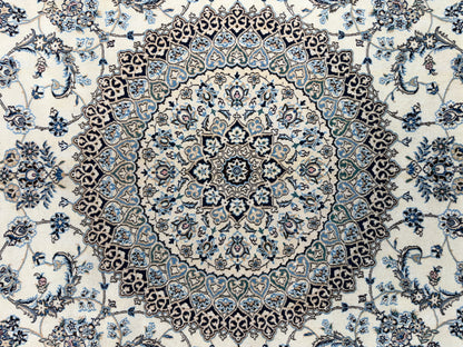 10’x10’ Hand-Knotted Persian Nain Area Rug