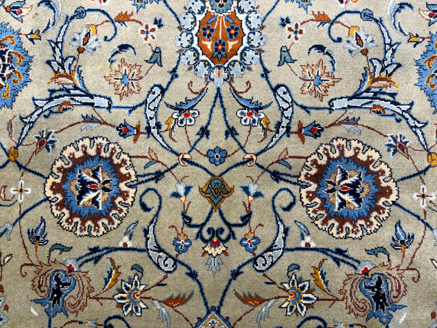 Hand-Knotted Persian Kashan Rug - 9’9”x13’8”