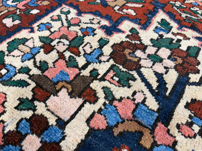 9’10”x13’10” Hand-Knotted Persian Bakhtiari Area Rug
