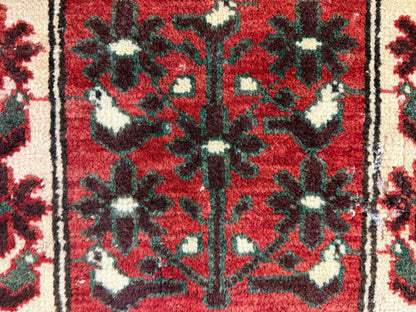 Hand-Knotted Persian Bakhtiari Rug - 5’7”x9’9”