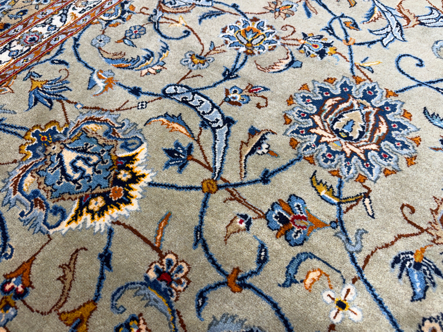 Hand-Knotted Persian Kashan Rug - 9’9”x13’8”