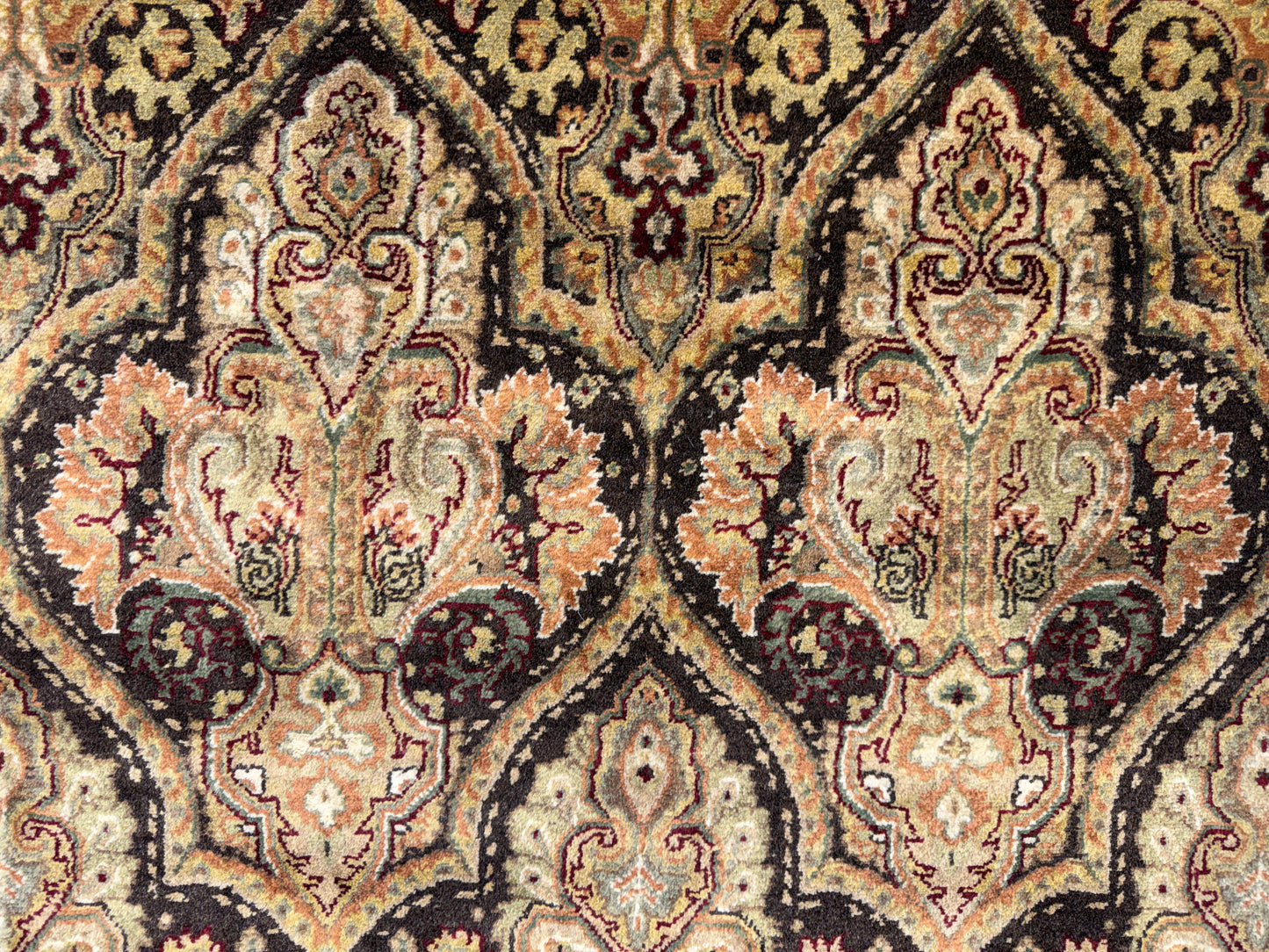9’7”x13’11” Hand-Knotted Wool PakPersian Area Rug
