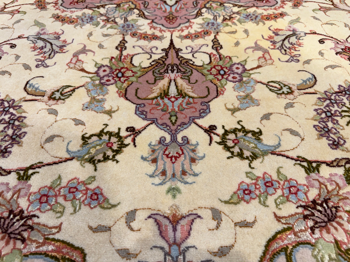 Hand-Knotted 60 Raj Persian Tabriz Rug - 5’1”x6’5”