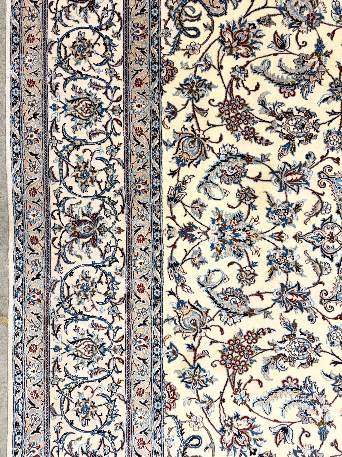 Hand-Knotted 4 La Persian Nain Rug - 6'9"x10'7"