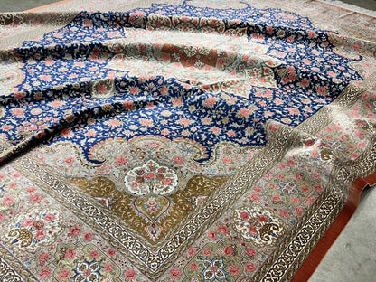9'11"x13'6" Exquisite Signed Hand-Knotted 100% Silk Qume Rug