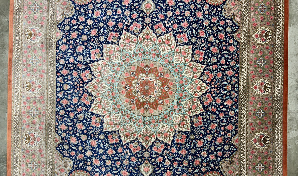 9'11"x13'6" Exquisite Signed Hand-Knotted 100% Silk Qume Rug