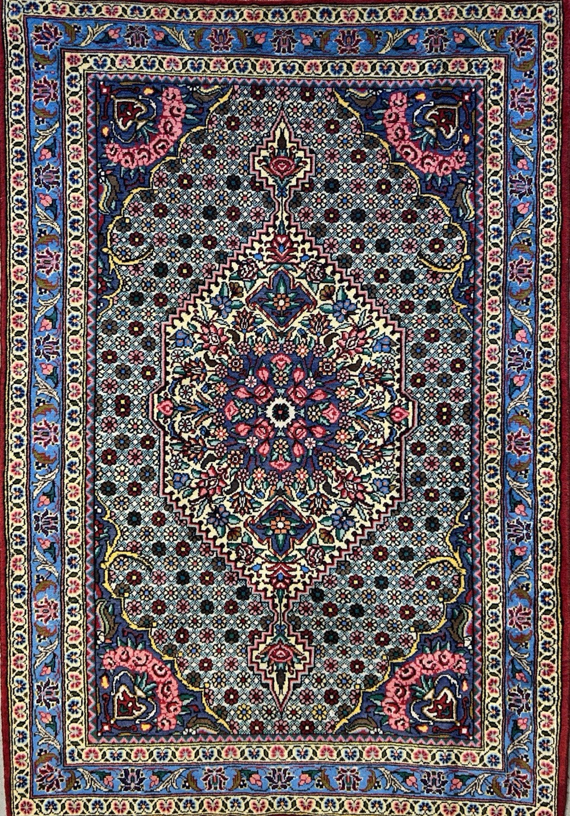 3'5"x5'2" Hand-Knotted 100% Wool Pile Persiane Bakhtiari Rug