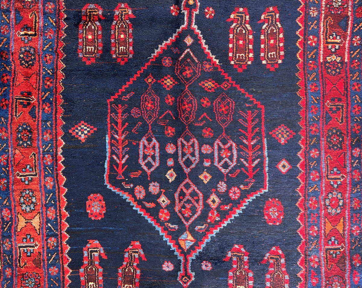 4'7" x 9'9'' Hand-Knotted 100% Lamb Wool Bidjare Area Rug