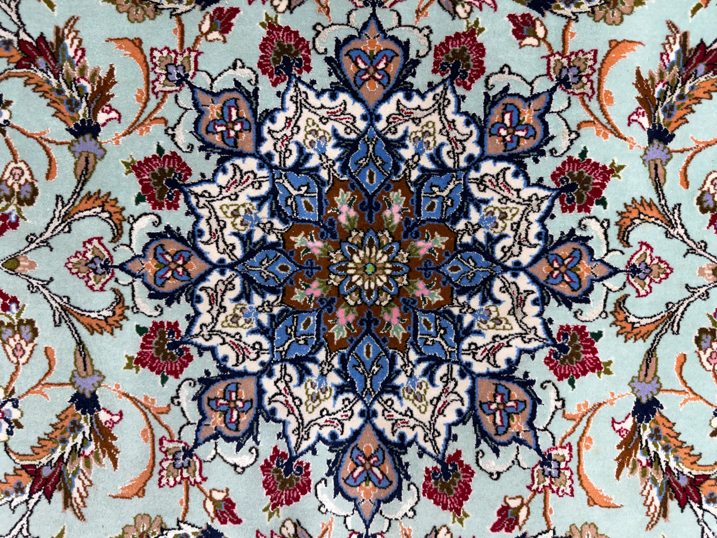 Hand-Knotted Persian Isfahan Rug - 3’7”x5’4”