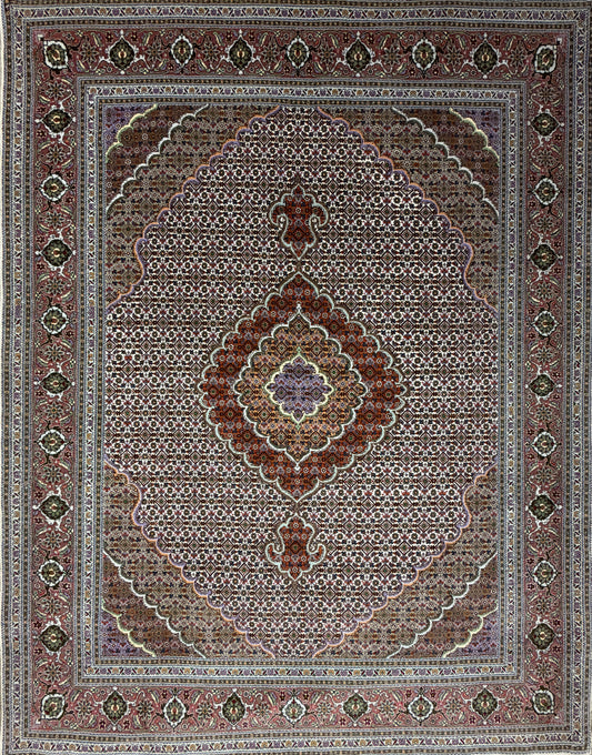 Hand-Knotted Persian Tabriz Mahi Rug - 4'9"x6'5"