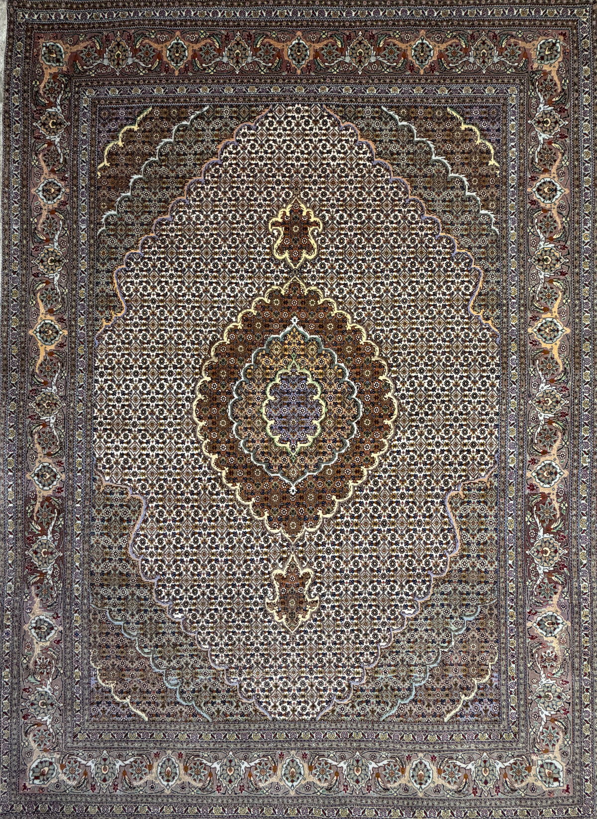 Hand-Knotted Persian Tabriz Mahi Rug - 4'7"x6'7"