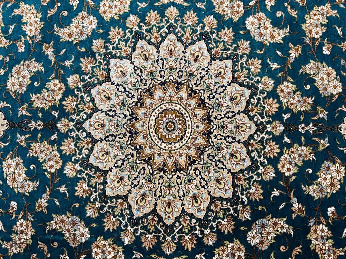 Luxurious Hand-Knotted 100% Silk Persian Qum Rug - Signed - 3'2"x5'