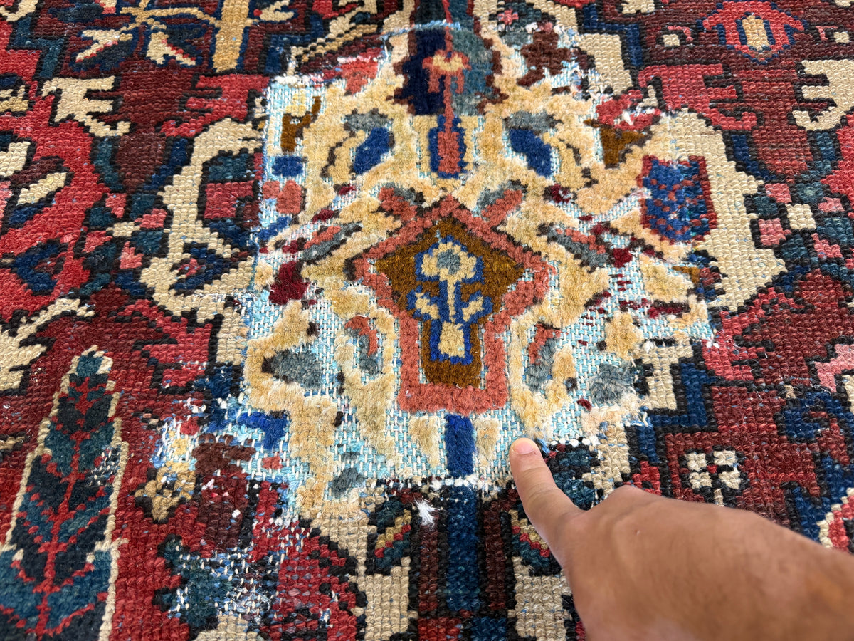 Hand-Knotted Persian Bakhtiari Rug - 10'6"x13'2"