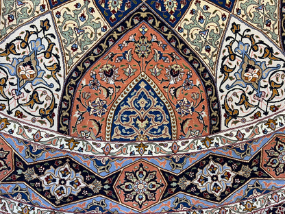 10’ Diameter Very Fine Hand-Knotted Wool & Silk Round Tabriz Persian Rug - Dome Design
