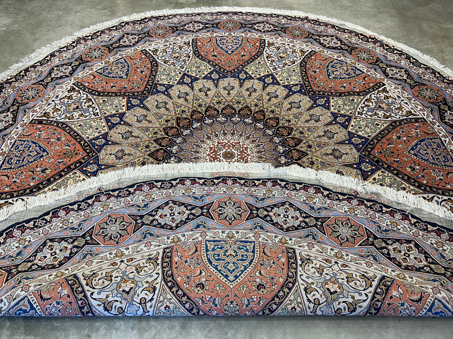 10’ Diameter Very Fine Hand-Knotted Wool & Silk Round Tabriz Persian Rug - Dome Design