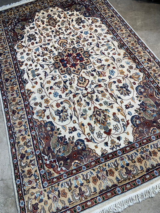 4'11"x8' Hand-Knotted Kashmiri Silk Area Rug Handmade Medallion Carpet