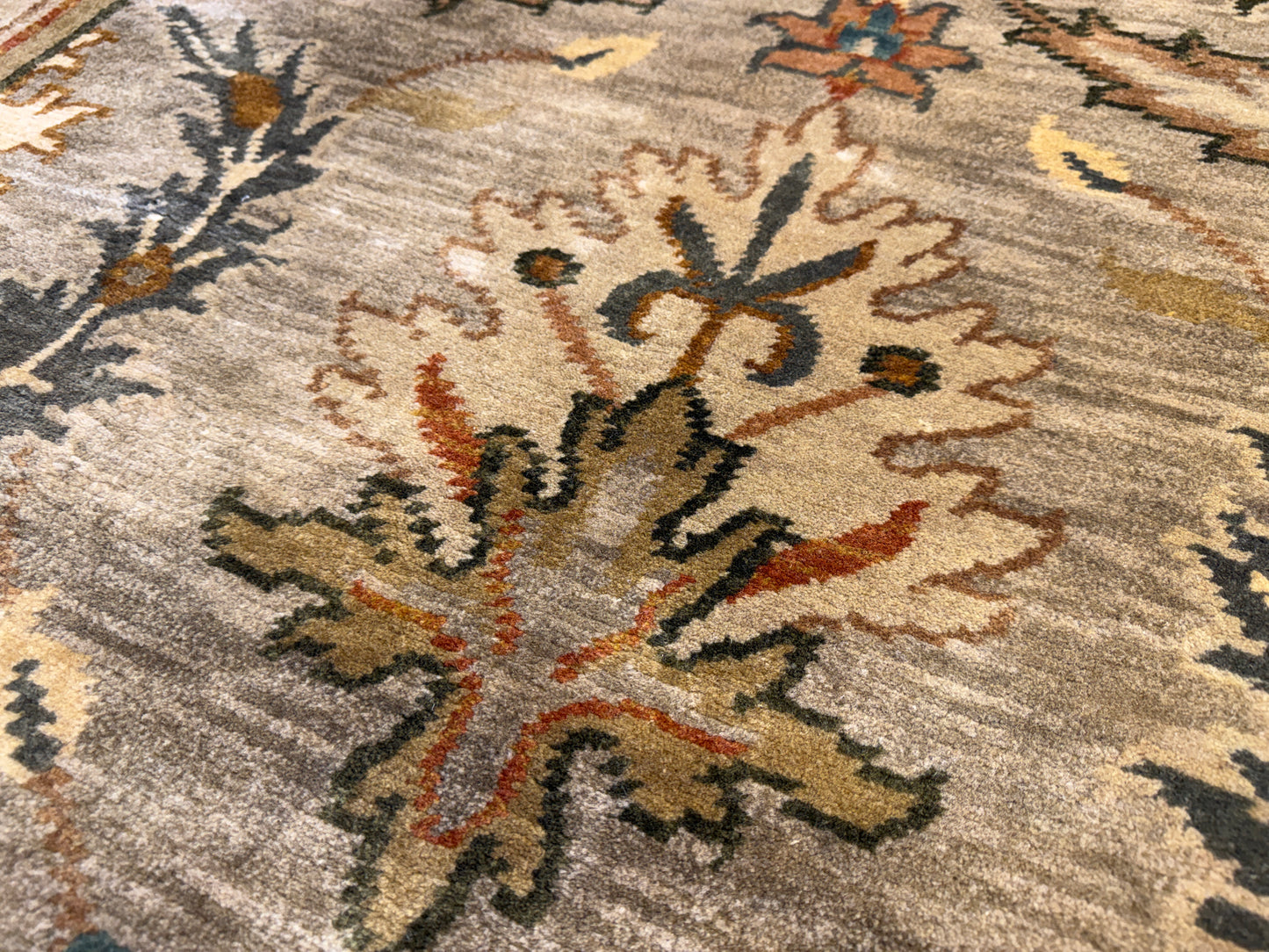 Hand-Knotted Oriental Rug - 8'x10'
