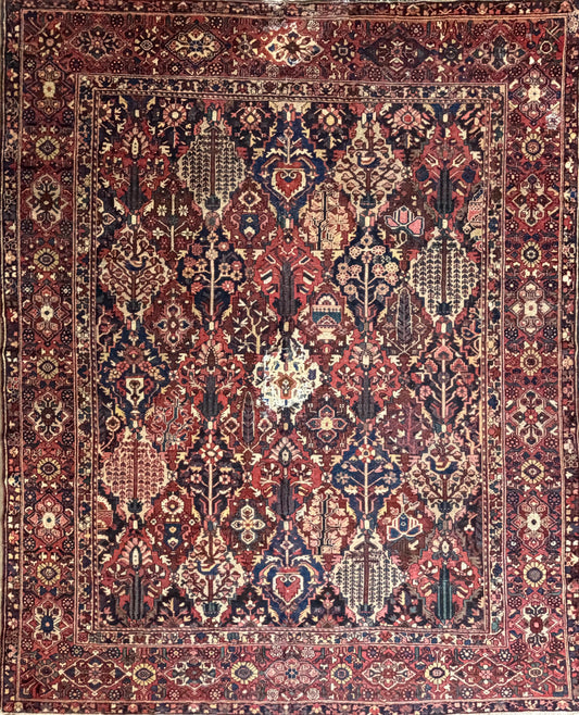 Hand-Knotted Persian Bakhtiari Rug - 10'6"x13'2"