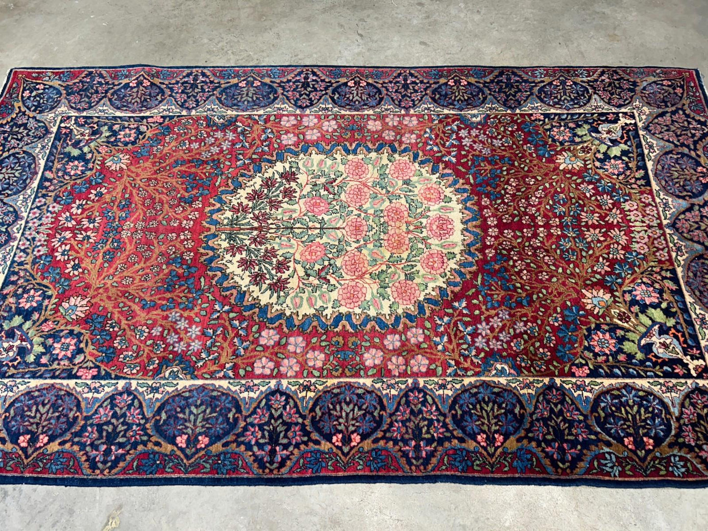 4'4"x7'6" Antique Hand-Knotted Wool Kashane Area Rug - Handmade Carpet 4x7 Red