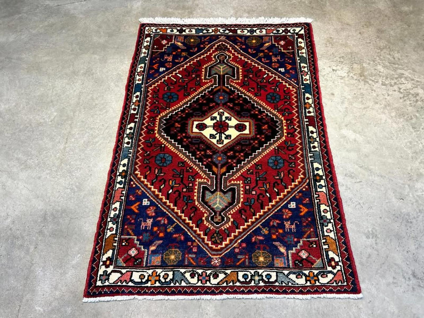2'10"x4'2" Hand-Knotted Wool Hamadan Persian Rug