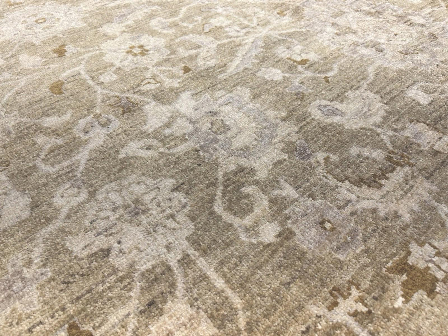 7’9”x10’10” Hand-Knotted Wool Oushak All-over Area Rug