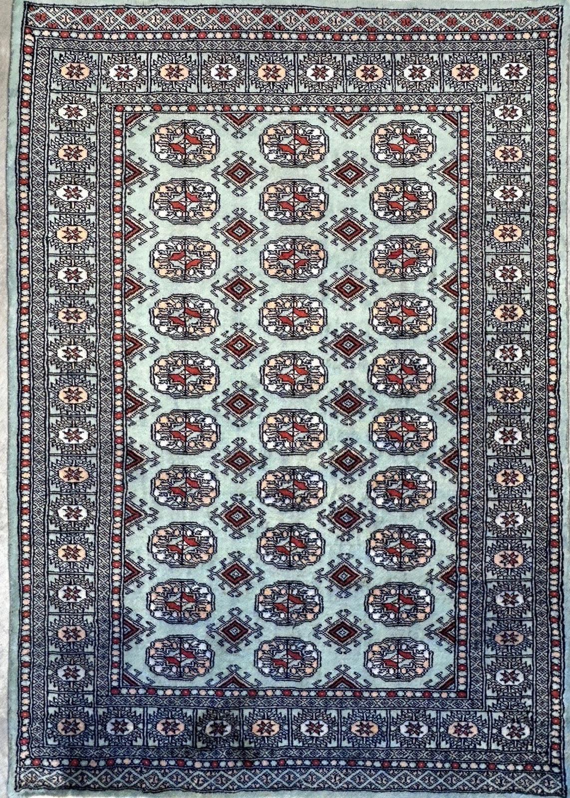 4’x6’ Hand-knotted Bokhara Area Rug