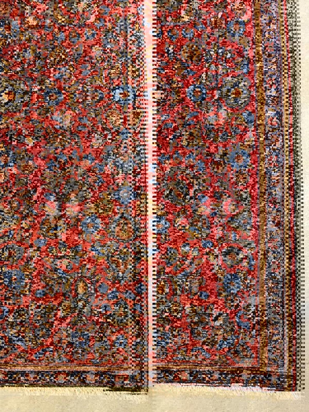 2'3"x3'11" Antique Handmade 100% Wool Persian Sarouk Rug