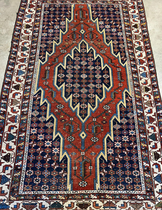 4'3"x6'8" Antique Hand-knotted Wool Qashqaei Area Rug - Handmade 4x6 Carpet