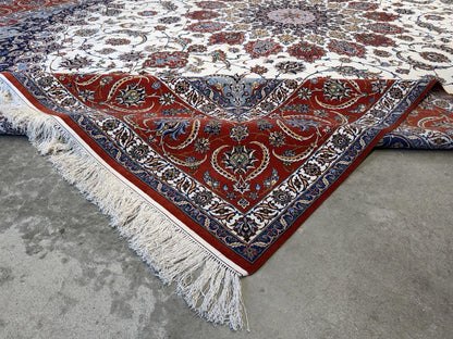 10’2”x14’2” Very Fine Hand-Knotted Wool & Silk Isfahane Area Rug 10x14